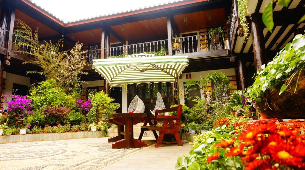Lijiang Wangjia Courtyard Inn Dış mekan fotoğraf