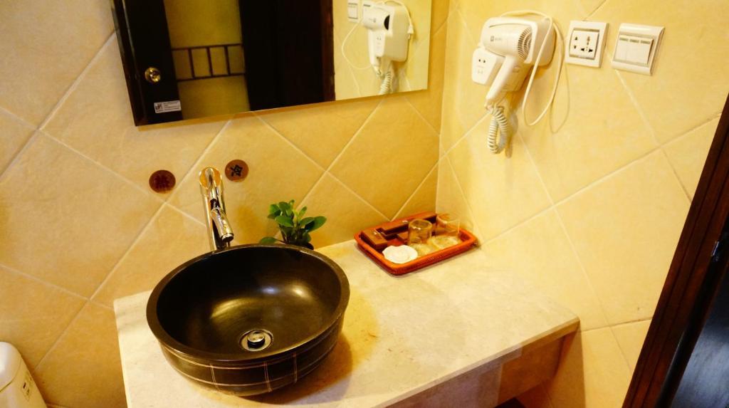 Lijiang Wangjia Courtyard Inn Oda fotoğraf